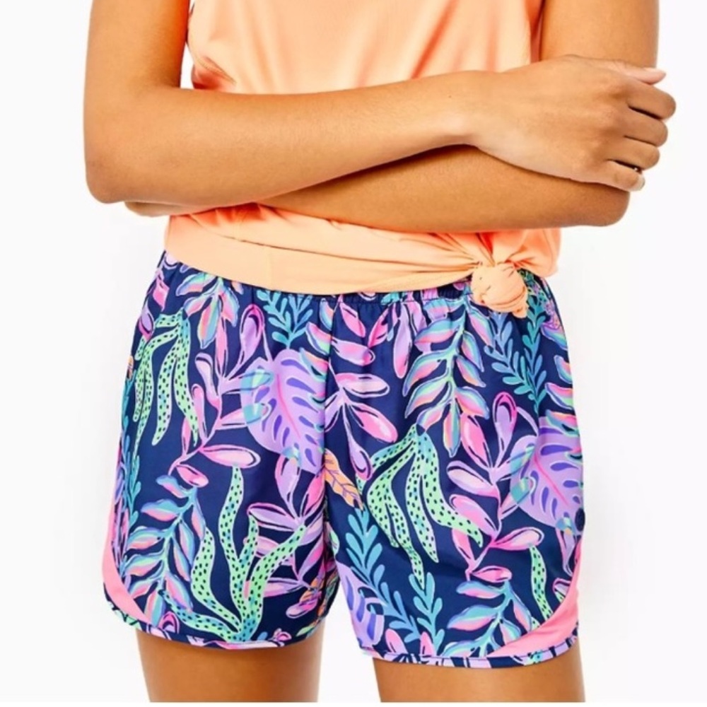 Lilly Pulitzer Luxletic Ocean Trail Short Oyster Bay Navy